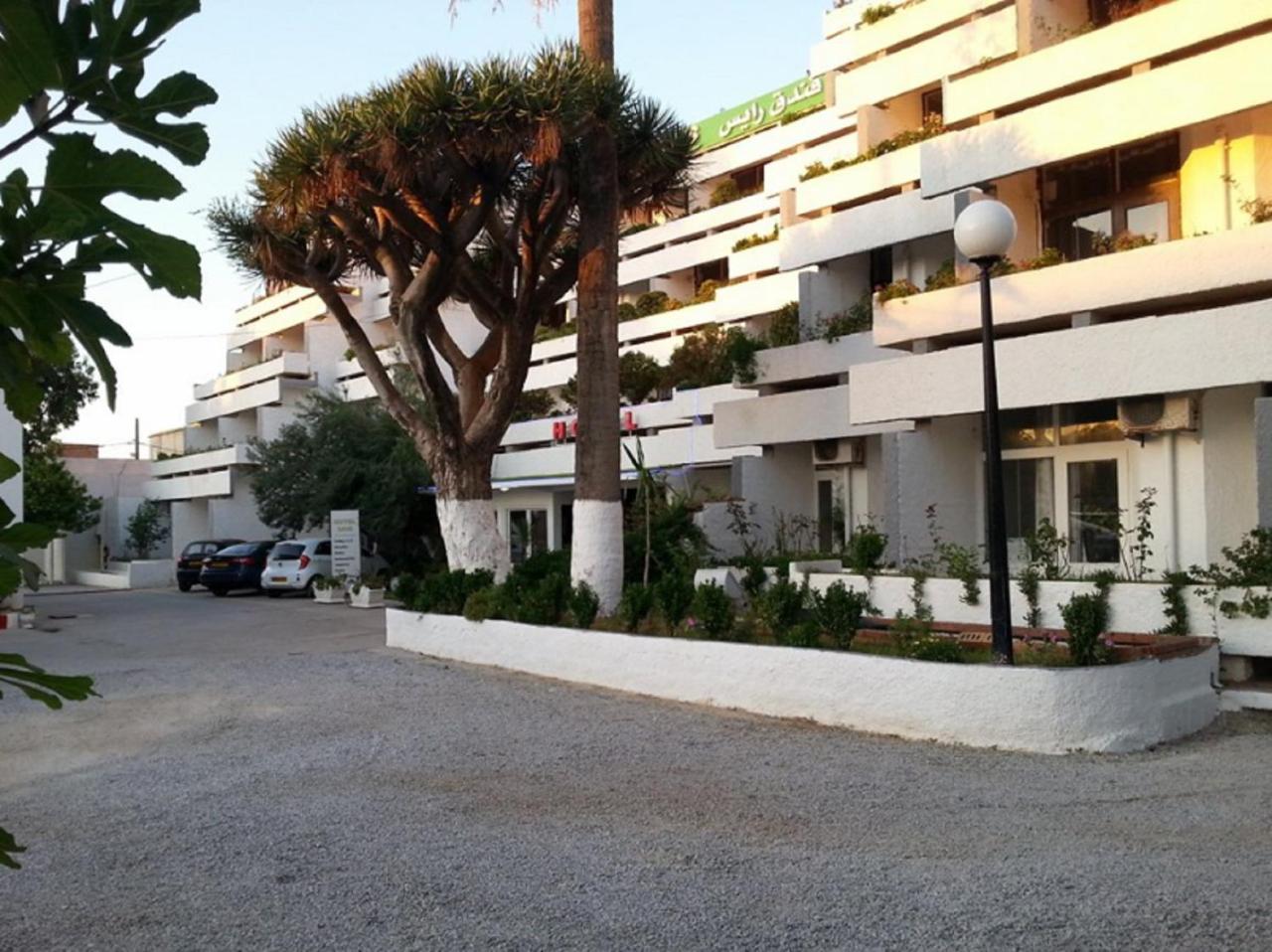 Rais Hotel Algiers Екстериор снимка